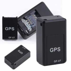 Car GPS tracker with location monitoring function